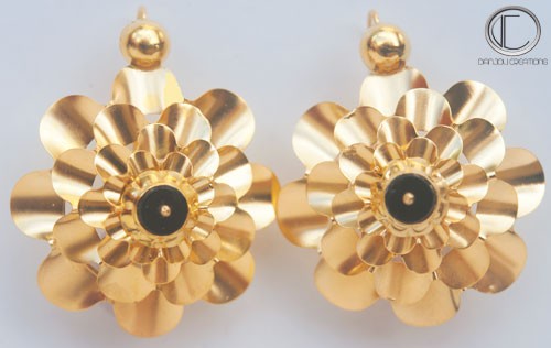 Boucles d' oreilles Nid de guèpes.Or 750/1000