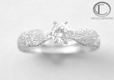 18k White Gold Five-Stone Sapphire and Diamond Band