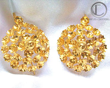 Boucles d' oreilles Tété nègrèsse.Or 750/1000