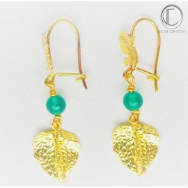 BOUCLES d' OREILLES ANTHURIUM.OR 750/1000