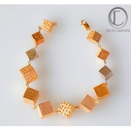 Bracelet cubes .OR 750/1000