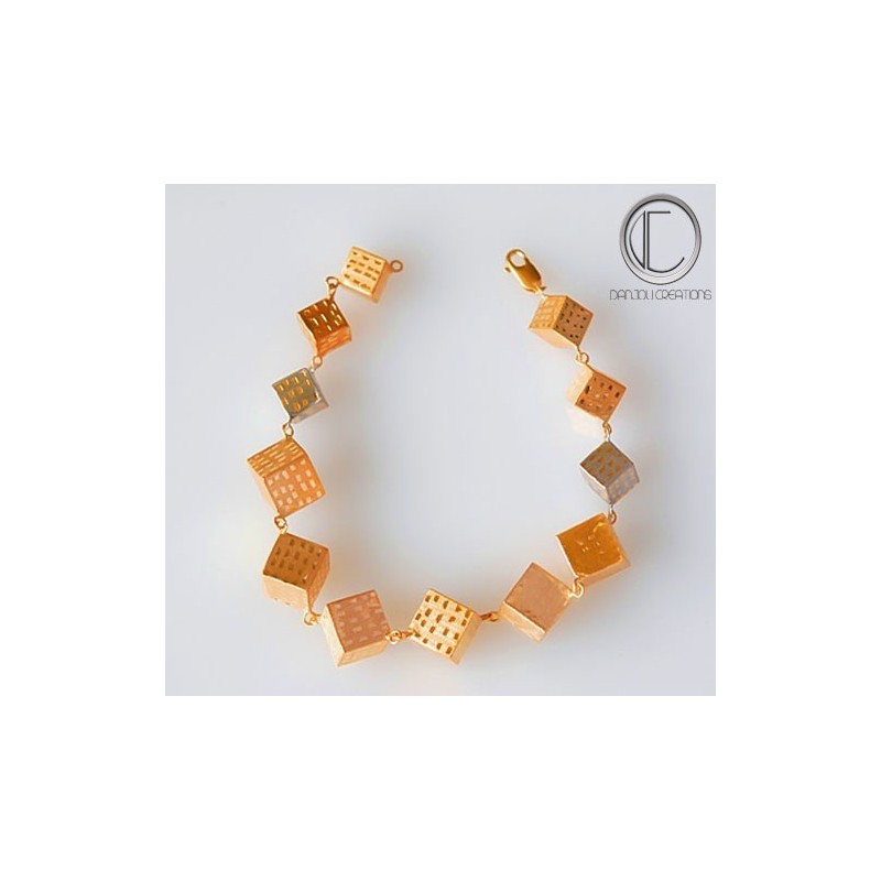 Bracelet cubes .OR 750/1000