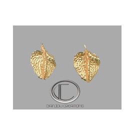 BOUCLES d' OREILLES ANTHURIUM.OR 750/1000