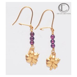 Boucles d oreilles hibiscus.Or 750/1000