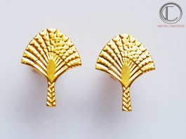 Traveler's Tree earrings. 750/1000 Gold