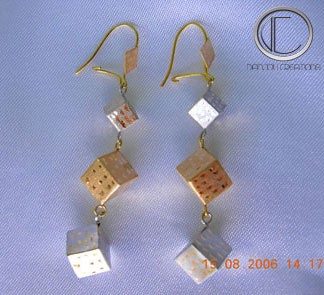 copy of Cubis earrings.Or 750/1000