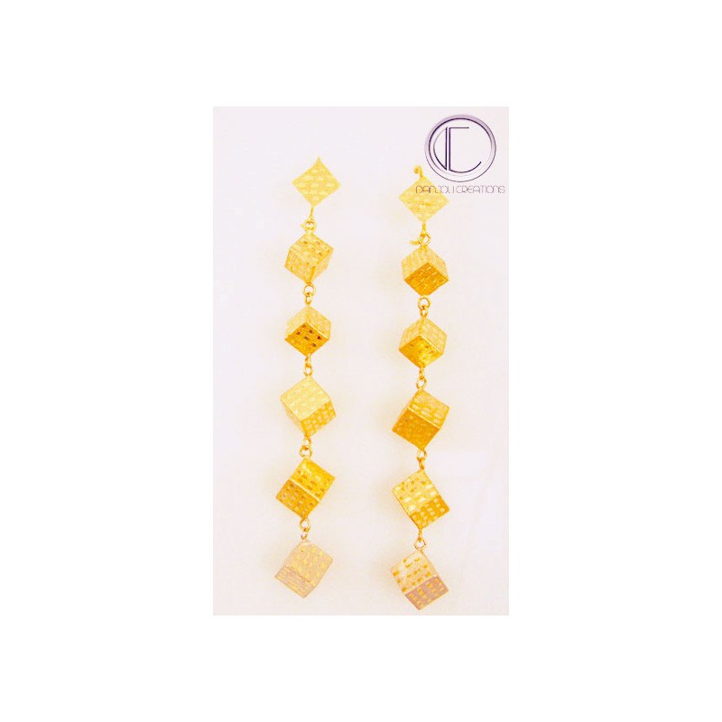 Boucles d' oreilles cubes.Or 750/1000
