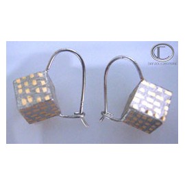 Boucles d' oreilles cubes.Or 750/1000 .cubes or blanc.Pendants CA.O...