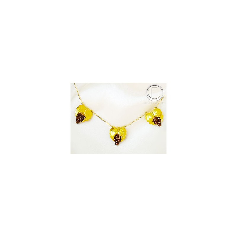 Collier 3 vignes.Or 750/1000.