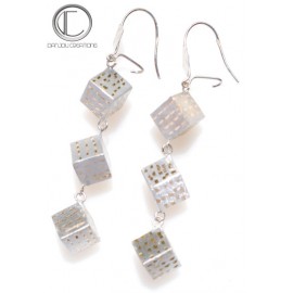 Boucles d' oreilles cubes.Or 750/1000 Boucles d'oreilles 3 cubes de...