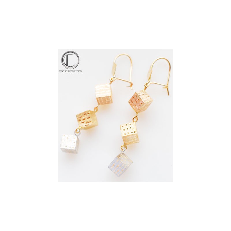 Boucles d' oreilles cubes.Or 750/1000