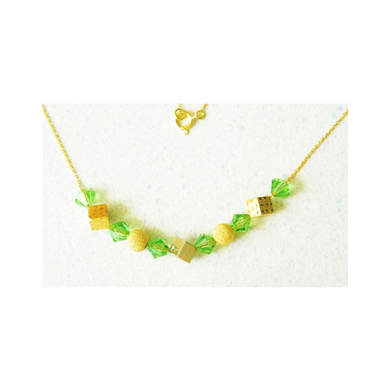 COLLIER EXOTIQUE BOULES CUBES .OR 750/1000