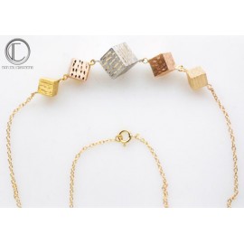 Collier cubes dégradé .Or 75/1000.