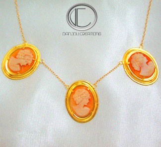 copy of ONYX  EARRINGS.750/1000 GOLD