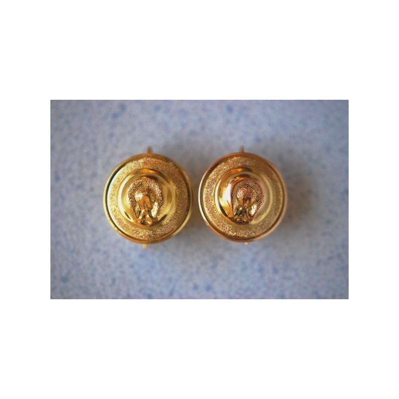boucles doreilles chapeau.Or 750/1000