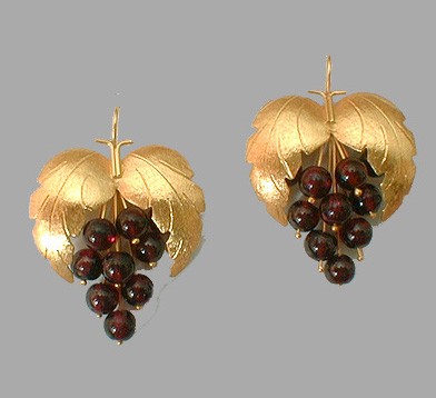 Boucles d'oreilles vignes.Or 750/1000