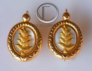 Balisier earrings. 750/1000 gold