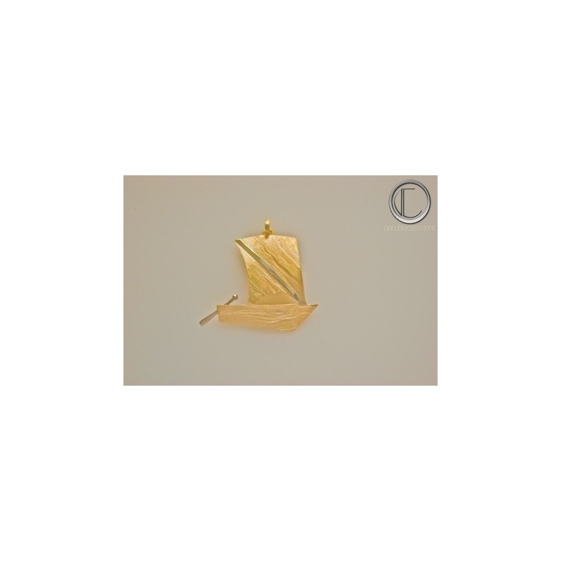 Pendentif yole.Or 750/1000