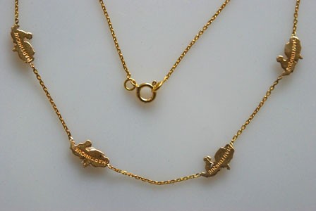 Card necklace. Gold 750/1000