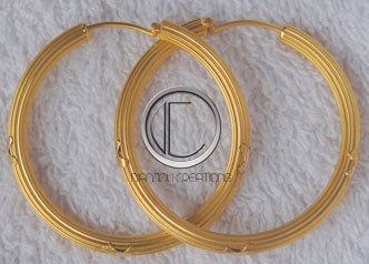 hoop earrings.Gold 750/1000
