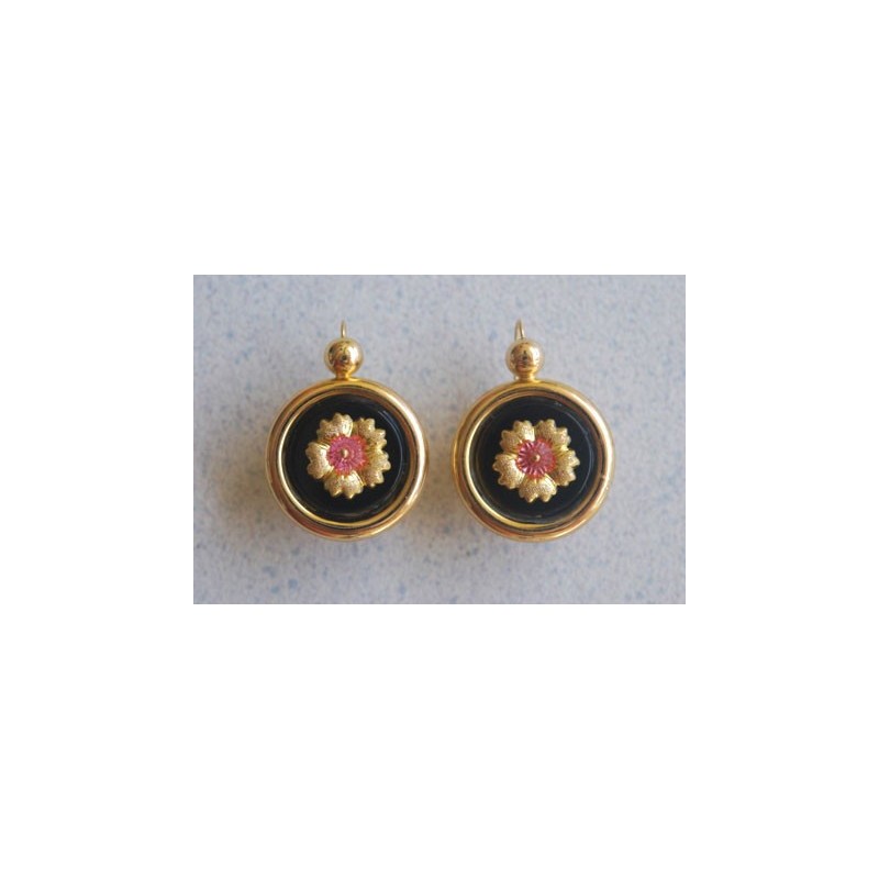 ONYX  EARRINGS.750/1000 GOLD
