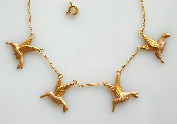 Collar de colibrí. Oro de 18 quilates.