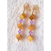 Boucles d oreilles cubes.Or 750/1000