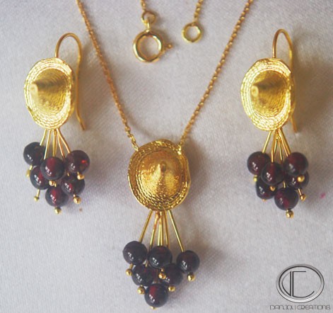 Bakoua vine set. Gold 750/1000