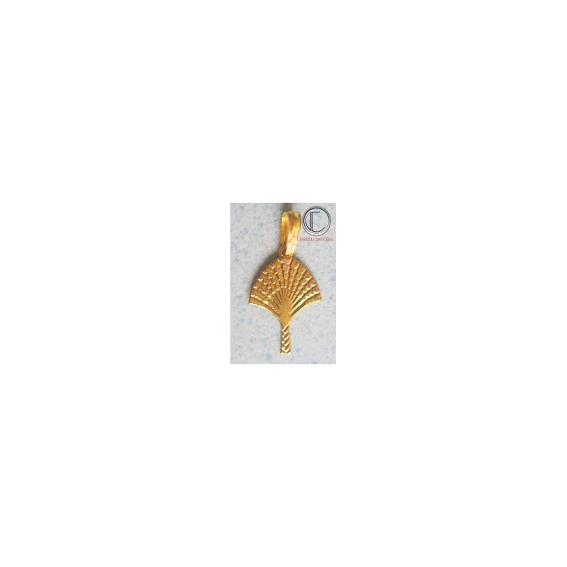 Traveller-tree pendants