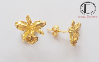 ORCHIDS EARRINGS.750/1000 GOLD