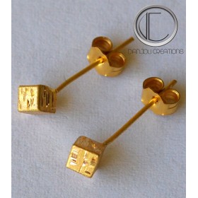 Cubic earrings.Or 750/1000