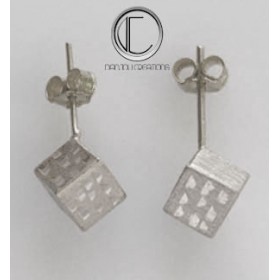 Cubic earrings.Or 750/1000
