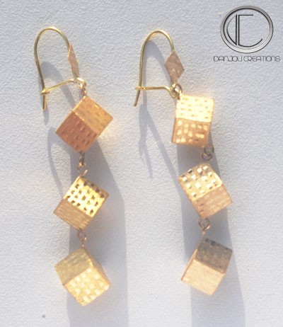 Boucles d' oreilles cubes.Or 750/1000