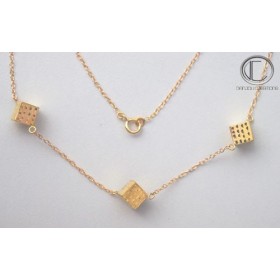 Collier Cubes 7mm.or  jaune .Or 750/1000.