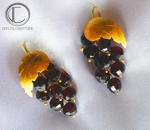 Boucles d'oreilles vignes.Or 750/1000