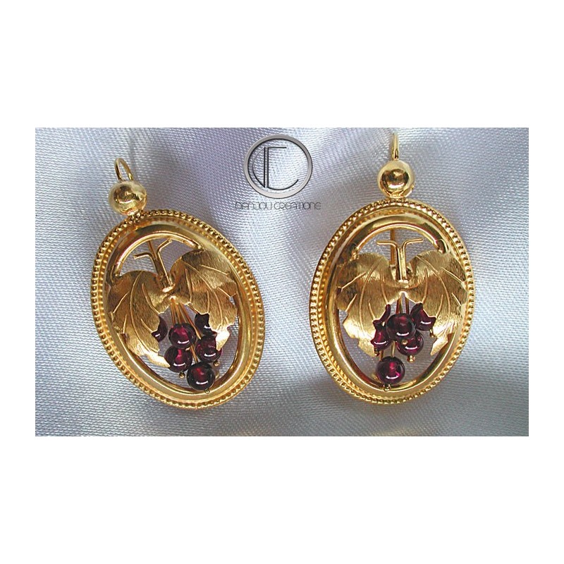 Boucles d'oreilles vignes.Or 750/1000