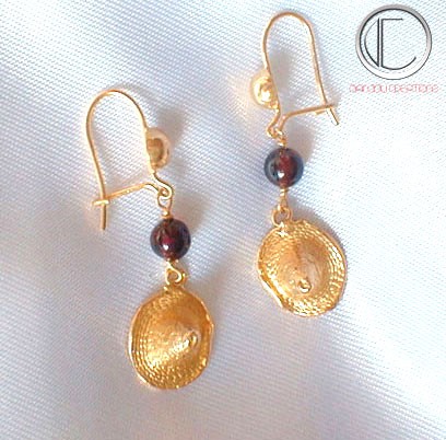 Bakoua earrings.Gold 750/1000