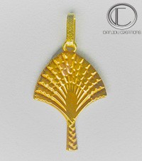 Colgante del árbol del viajero en oro de 18 quilates
