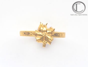 Hibiscus Ring in 18k Gold